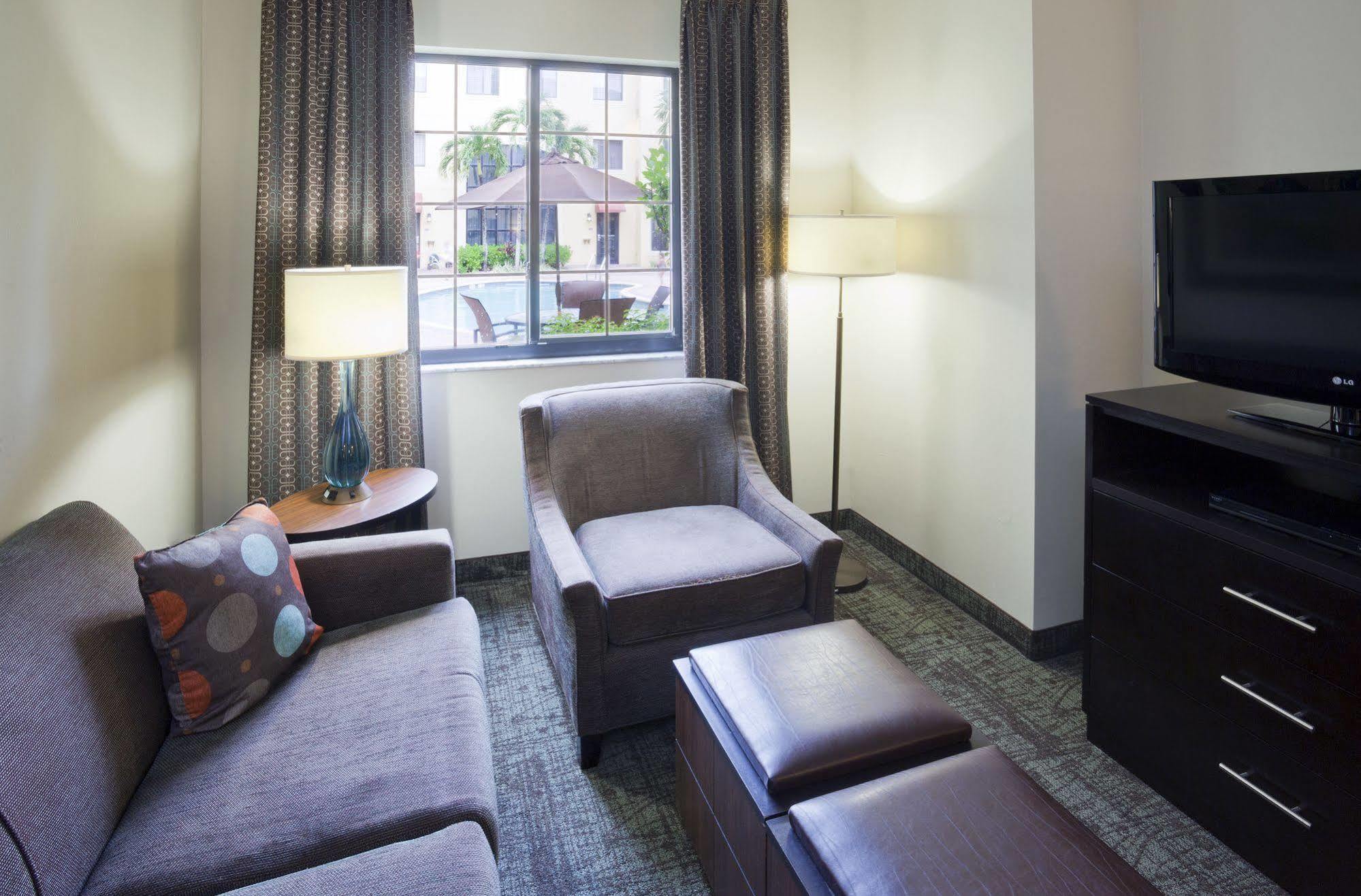 Staybridge Suites Naples - Gulf Coast, An Ihg Hotel Exterior photo